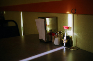 Illustration for article titled An Ode to the Design Legend Behind the Soy Sauce Bottle and Bullet Train